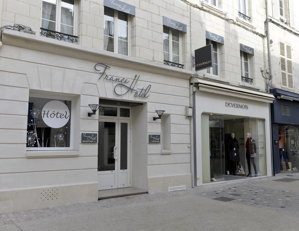 France Hotel Niort Bagian luar foto