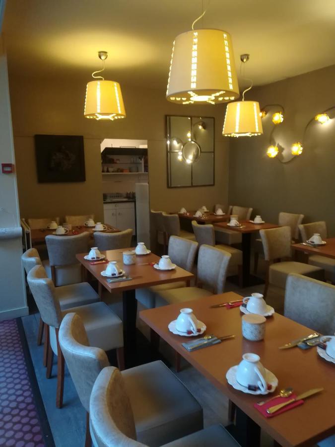 France Hotel Niort Bagian luar foto