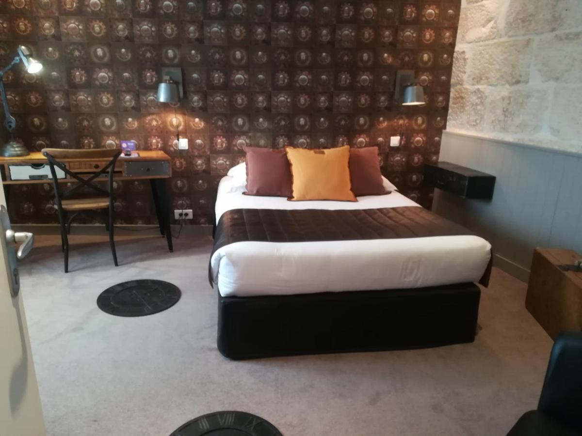 France Hotel Niort Bagian luar foto