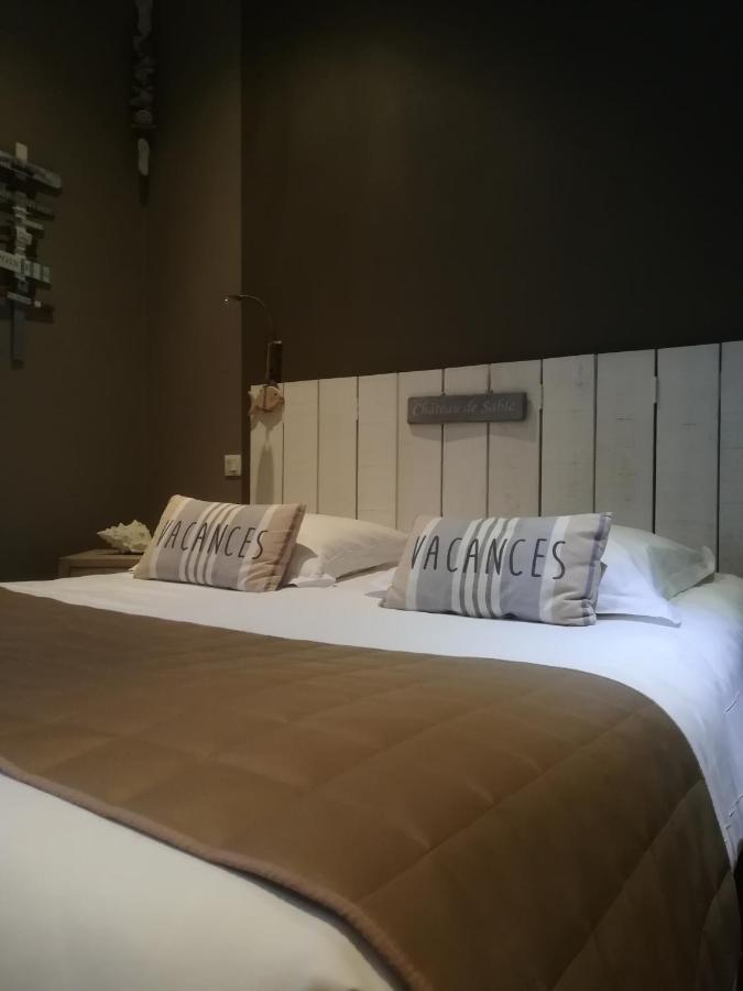 France Hotel Niort Bagian luar foto